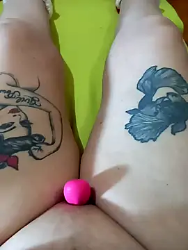 Snapshot of Hotsereia chatting on February 2025 08:11:02 PM Hotsereia online show from February 2025 08:11:02 PM