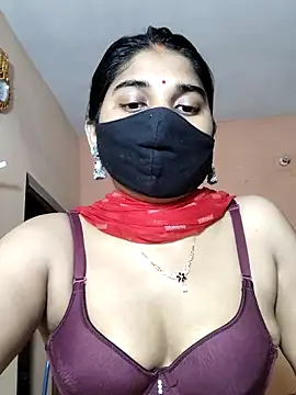 Snapshot of Luv_Adite20 chatting on October 2025 10:35:02 PM Luv Adite20 online show from October 2025 10:35:02 PM