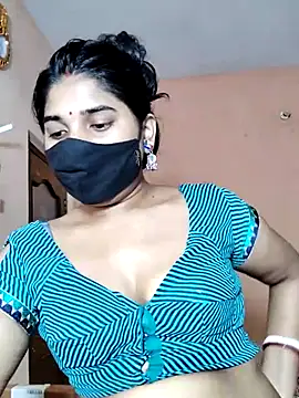 Snapshot of Luv_Adite20 chatting on September 2025 07:25:01 AM Luv Adite20 online show from September 2025 07:25:01 AM