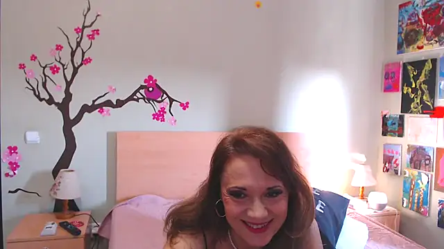 Snapshot of genialwomen chatting on January 2025 10:05:02 AM genialwomen online show from January 2025 10:05:02 AM