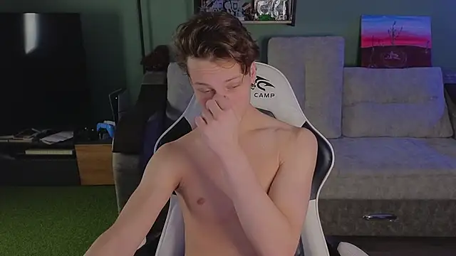 TeddyLiLboy online show from February 2026 06:05:01 PM