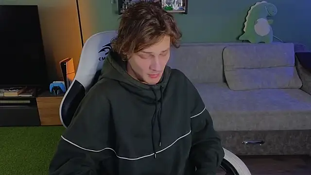 TeddyLiLboy online show from October 2025 03:01:01 PM