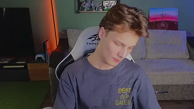 Snapshot of TeddyLiLboy chatting on November 2025 05:57:01 PM TeddyLiLboy online show from November 2025 05:57:01 PM