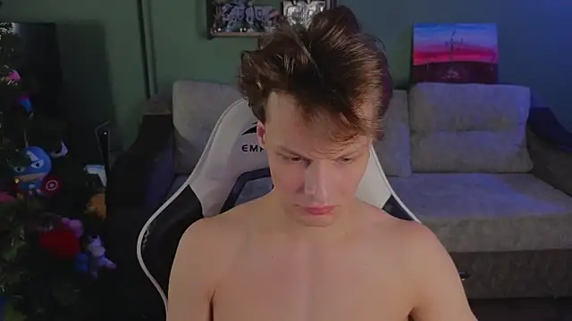 TeddyLiLboy online show from January 2026 01:26:02 PM