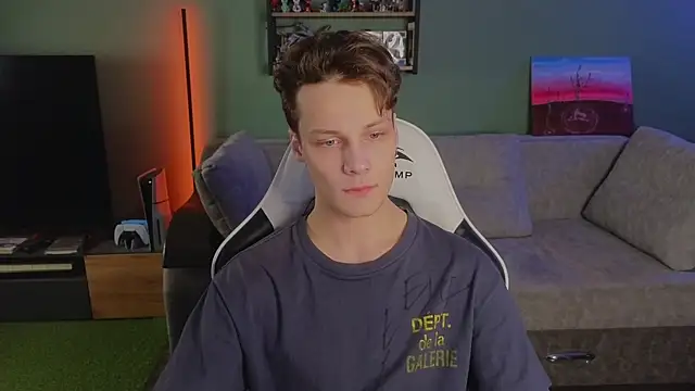 Snapshot of TeddyLiLboy chatting on November 2025 05:35:01 PM TeddyLiLboy online show from November 2025 05:35:01 PM