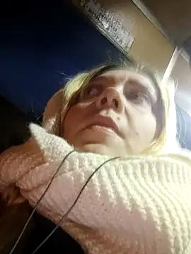 LeraSweet online show from December 2025 05:40:01 PM