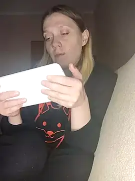 Snapshot of LeraSweet chatting on December 2024 07:21:02 PM LeraSweet online show from December 2024 07:21:02 PM