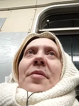 LeraSweet online show from December 2025 06:06:01 AM