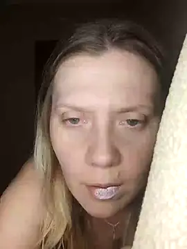 Snapshot of LeraSweet chatting on January 2025 07:52:01 PM LeraSweet online show from January 2025 07:52:01 PM