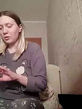 Snapshot of LeraSweet chatting on March 2025 08:14:01 PM LeraSweet online show from March 2025 08:14:01 PM