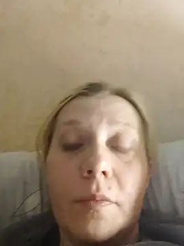 Snapshot of LeraSweet chatting on November 2025 09:19:01 PM LeraSweet online show from November 2025 09:19:01 PM