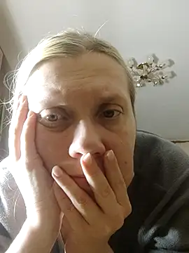 Snapshot of LeraSweet chatting on October 2025 08:09:01 PM LeraSweet online show from October 2025 08:09:01 PM