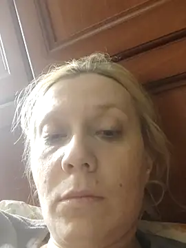 Snapshot of LeraSweet chatting on May 2026 07:11:01 PM LeraSweet online show from May 2026 07:11:01 PM