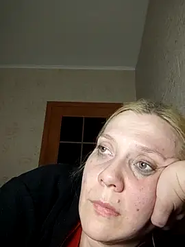 LeraSweet online show from April 2026 07:09:02 PM