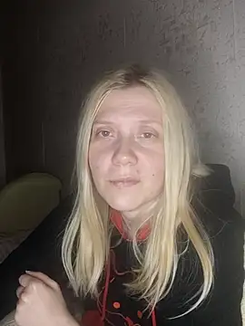 LeraSweet online show from May 2026 07:06:01 PM
