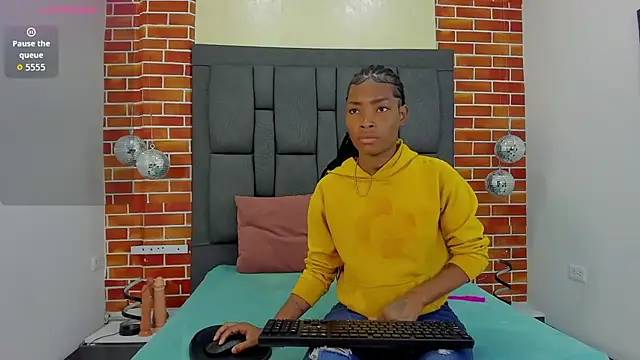 Snapshot of lorre_williamss chatting on October 2025 02:51:02 PM lorre williamss online show from October 2025 02:51:02 PM