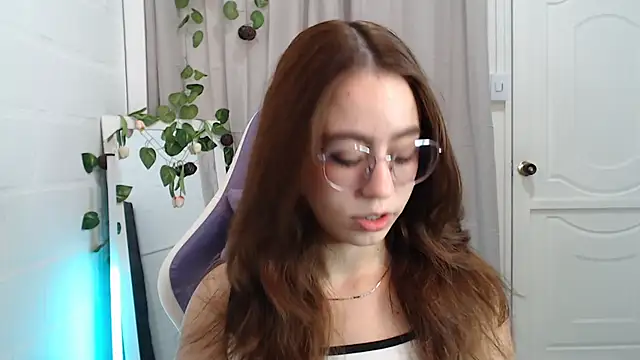 BlairVicent online show from November 2025 01:37:02 PM