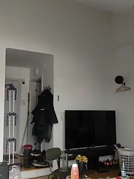 Snapshot of eltoulou chatting on March 2025 11:43:01 AM eltoulou online show from March 2025 11:43:01 AM