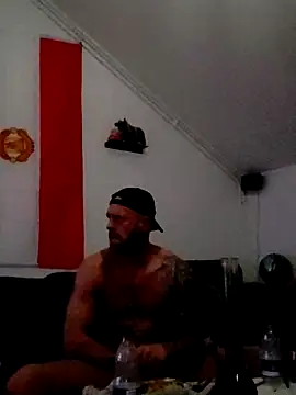 Snapshot of eltoulou chatting on March 2025 05:41:02 PM eltoulou online show from March 2025 05:41:02 PM