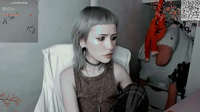 say mary online show from November 2025 05:17:01 PM