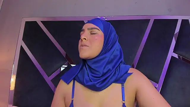 Nahid Jaziri1 online show from October 2025 08:19:02 PM