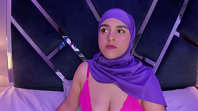 Nahid Jaziri1 online show from September 2025 07:35:02 PM