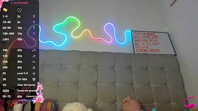 Snapshot of misticasexy chatting on October 2025 01:14:01 AM misticasexy online show from October 2025 01:14:01 AM