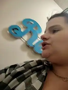 Snapshot of BeckiTooSweet chatting on February 2025 02:57:01 AM BeckiTooSweet online show from February 2025 02:57:01 AM