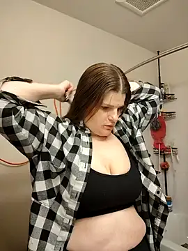 Snapshot of BeckiTooSweet chatting on January 2025 08:11:02 PM BeckiTooSweet online show from January 2025 08:11:02 PM