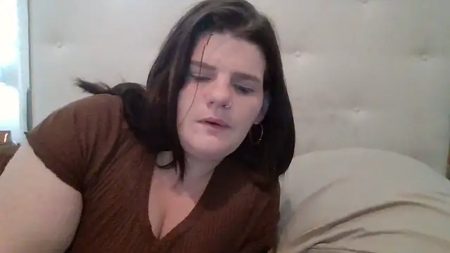 Snapshot of BeckiTooSweet chatting on October 2025 10:46:02 PM BeckiTooSweet online show from October 2025 10:46:02 PM