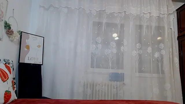 Snapshot of Catlady333 chatting on September 2025 05:39:02 PM Catlady333 online show from September 2025 05:39:02 PM