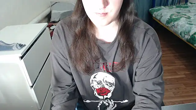 Snapshot of EvaMiron chatting on January 2026 04:16:01 AM EvaMiron online show from January 2026 04:16:01 AM