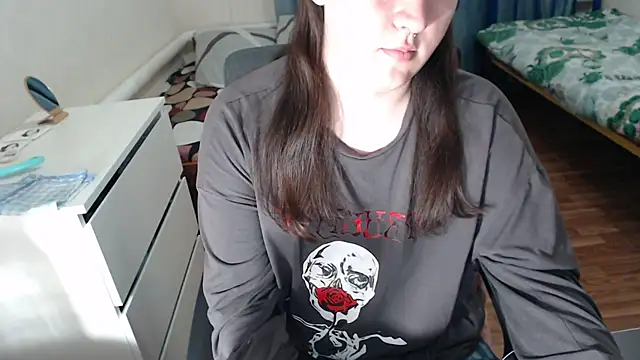 EvaMiron online show from December 2025 02:16:02 PM