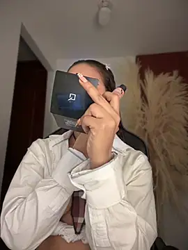 gretta kler1 online show from October 2025 10:06:01 PM