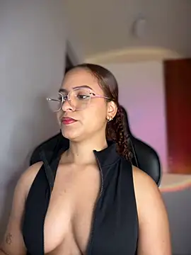 Snapshot of gretta_kler1 chatting on March 2025 02:14:02 AM gretta kler1 online show from March 2025 02:14:02 AM