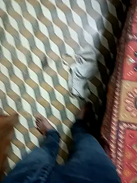 Snapshot of heartbroke13 chatting on February 2025 03:22:01 AM heartbroke13 online show from February 2025 03:22:01 AM