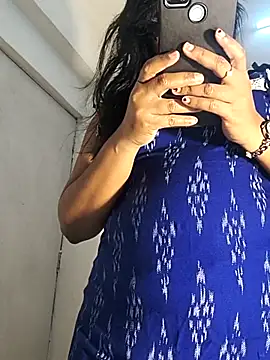 FANTASY QUEEN 07 online show from May 2026 02:37:01 AM