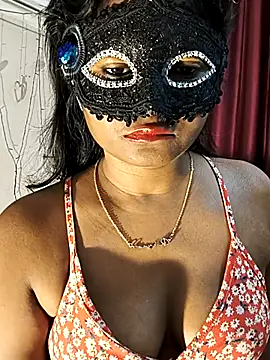 FANTASY QUEEN 07 online show from November 2025 05:02:01 PM