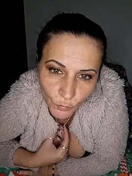 anaaamariaaaa online show from February 2026 06:40:02 PM