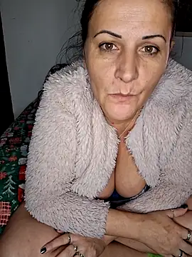 anaaamariaaaa online show from January 2026 07:12:01 PM