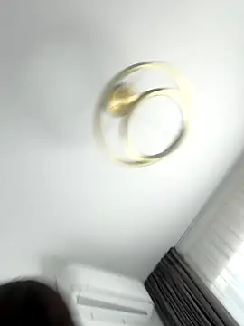 deliaroyal online show from September 2025 01:38:02 PM