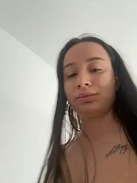 deliaroyal online show from September 2025 12:38:01 PM