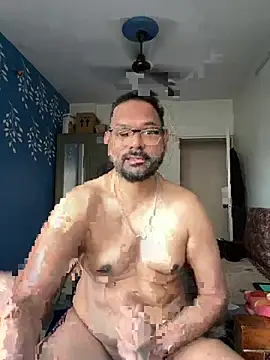 lovbombayduck11 online show from June 2026 03:00:01 AM