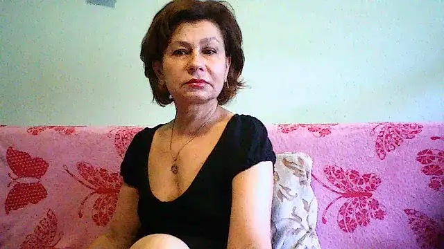 Snapshot of Mat_Elenore chatting on June 2026 05:35:01 AM Mat Elenore online show from June 2026 05:35:01 AM