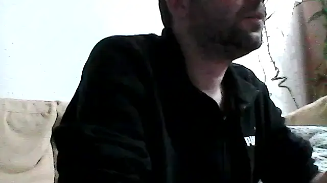 crissbadboy online show from November 2025 06:41:02 PM