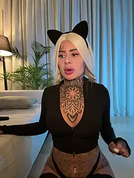 Snapshot of bambixboo chatting on November 2025 08:09:02 PM bambixboo online show from November 2025 08:09:02 PM