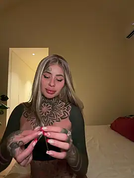 Snapshot of bambixboo chatting on June 2026 10:07:02 PM bambixboo online show from June 2026 10:07:02 PM