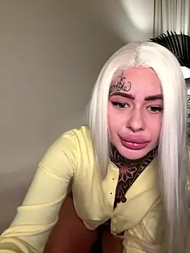 bambixboo online show from January 2026 06:58:01 PM