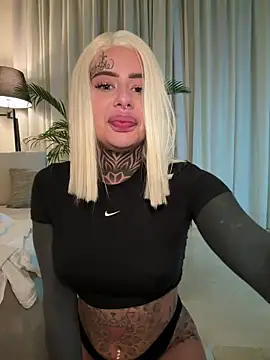 Snapshot of bambixboo chatting on November 2025 09:51:02 PM bambixboo online show from November 2025 09:51:02 PM