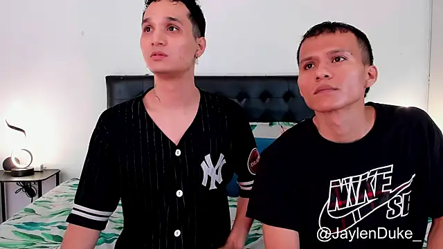 Snapshot of jaylen_and_duke chatting on December 2025 11:09:02 AM jaylen and duke online show from December 2025 11:09:02 AM